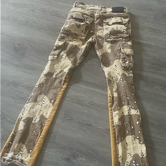 Camouflage Cargo Pants - Picture 1 of 4